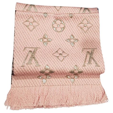 echarpe rose louis vuitton|louis vuitton knit scarf.